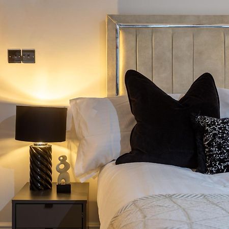 Bradford Luxury Central Apartment Екстер'єр фото
