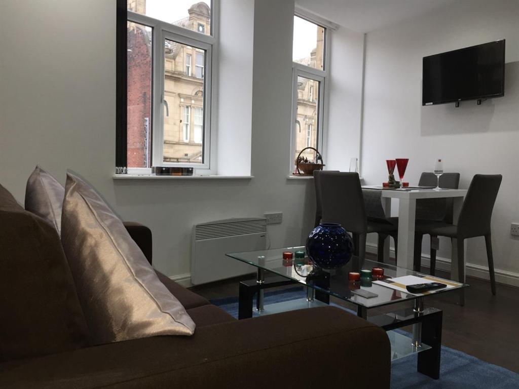 Bradford Luxury Central Apartment Екстер'єр фото